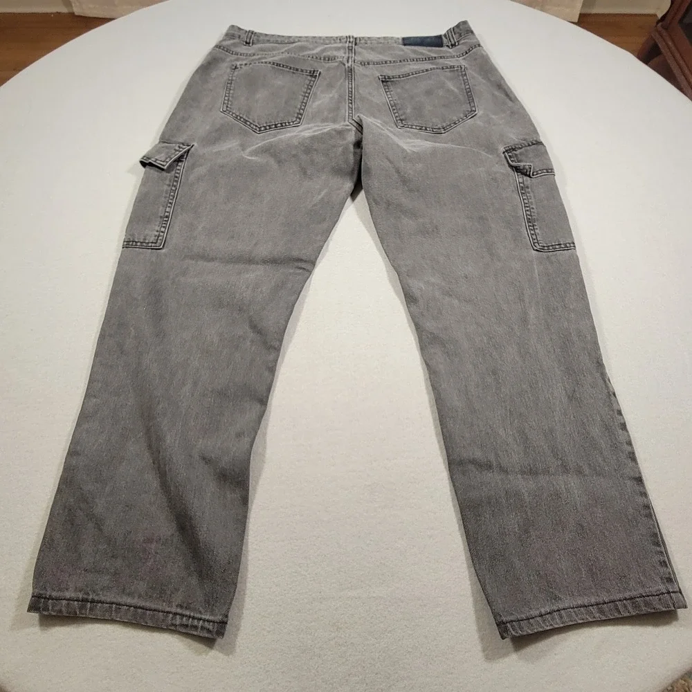 Boohoo MAN Jeans Gray Wash Denim Cargo Pant Mens Size 38 Button Fly Straight Leg